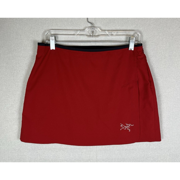 Arc'teryx Pants - Arcteryx Skort Womens Size Medium Athletic Running Micro Skirt Shorts *TINY FLAW